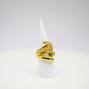Nova Curve Ring