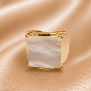 Minimalist Gold Ring 029