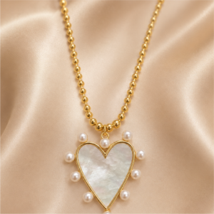 Heart & Pearl Necklace 014